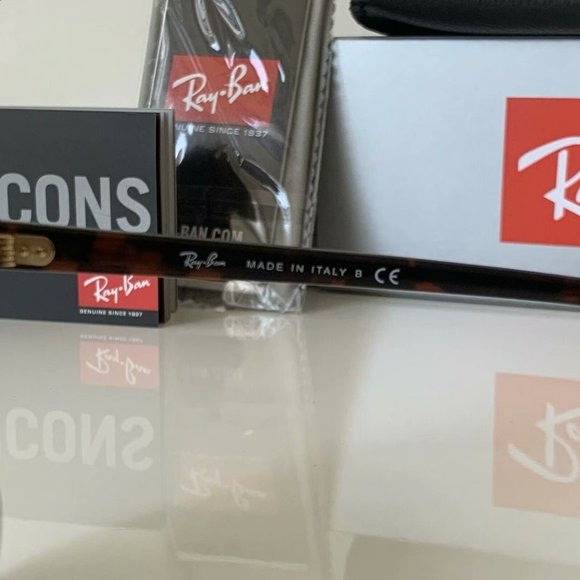 Ray-Ban Rb3016  Sunglasses